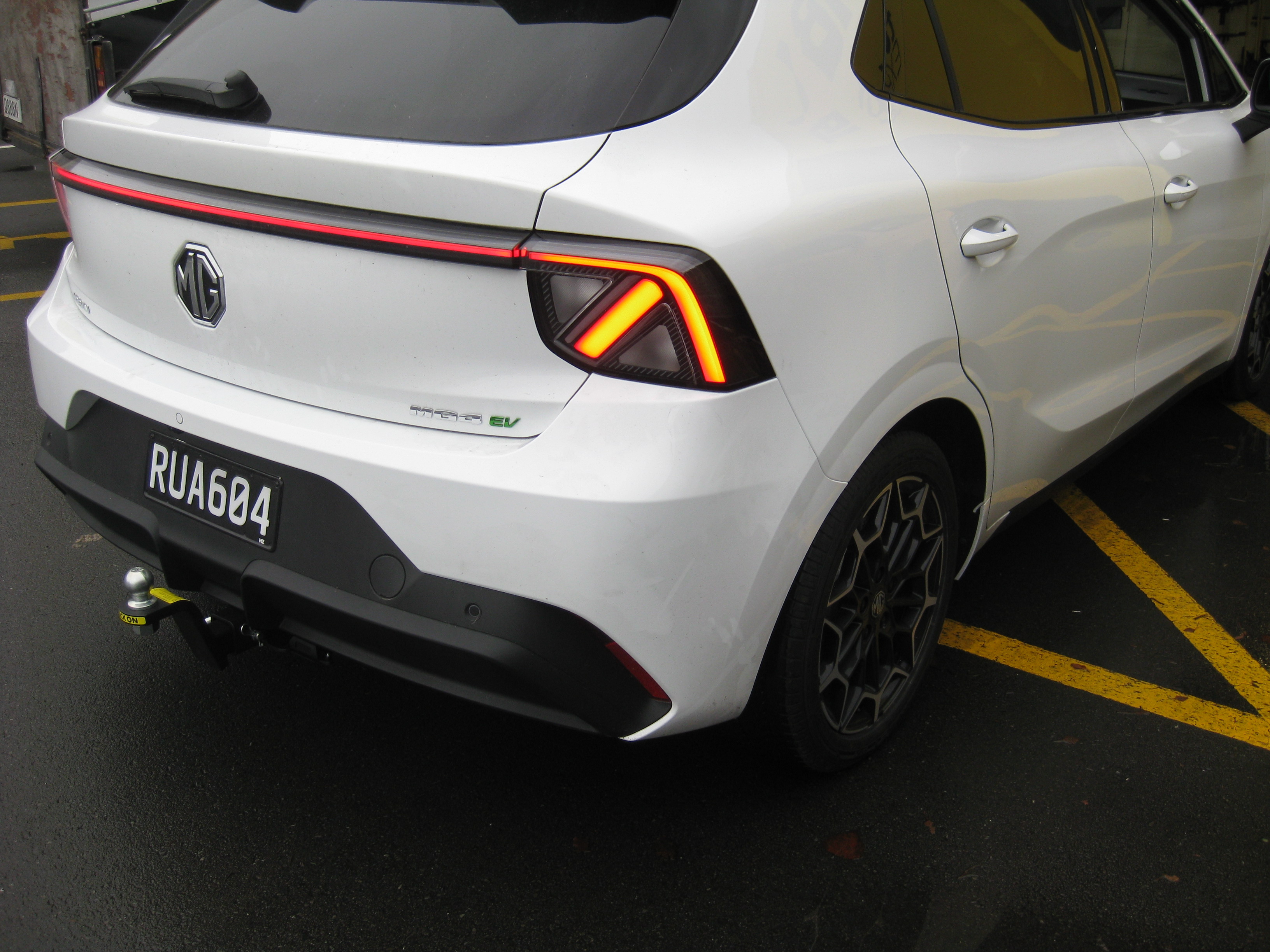 MG 4 HATCHBACK 2026-CURRENT